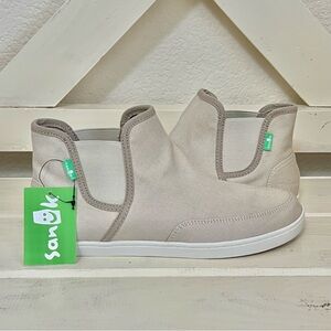 Sanuk Women's Ankle Sneakeres in Light Cream Size 8